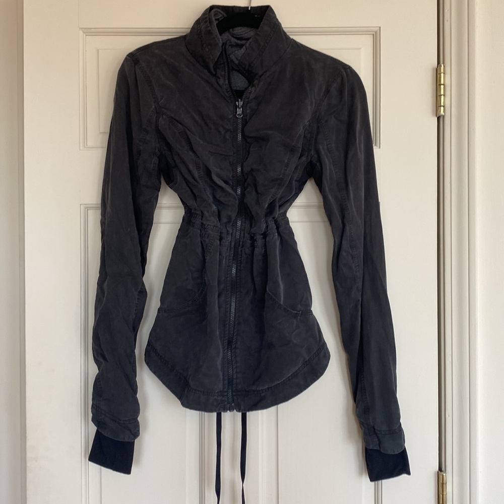 Lululemon zip up - Picture 2 of 4